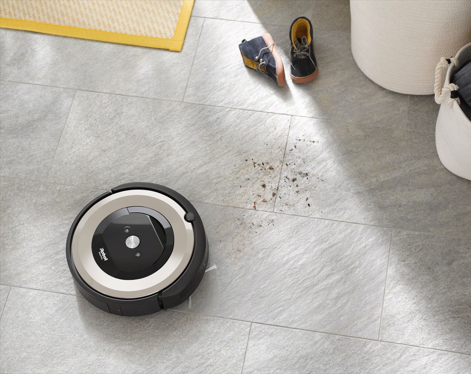 Robotický vysavač iRobot Roomba e6