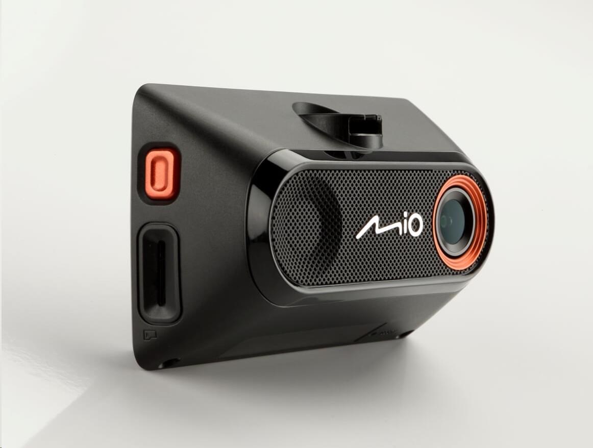 MIO MiVue 785 GPS kamera pro záznám jízdy