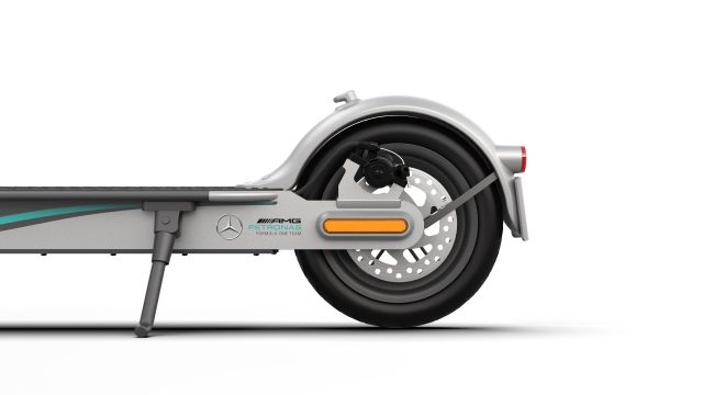 Xiaomi Mi Electric Scooter Pro 2 Mercedes F1 Team Edition