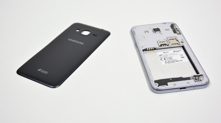 Kryt batérie Samsung Galaxy J3 2016 čierny