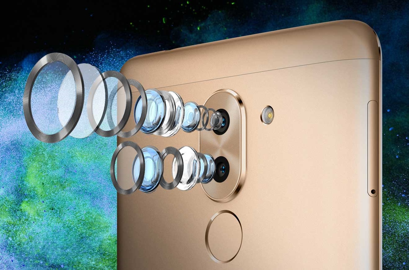 Mobilní telefon mobil smartphone Honor 6X fotoaparát kamera camera